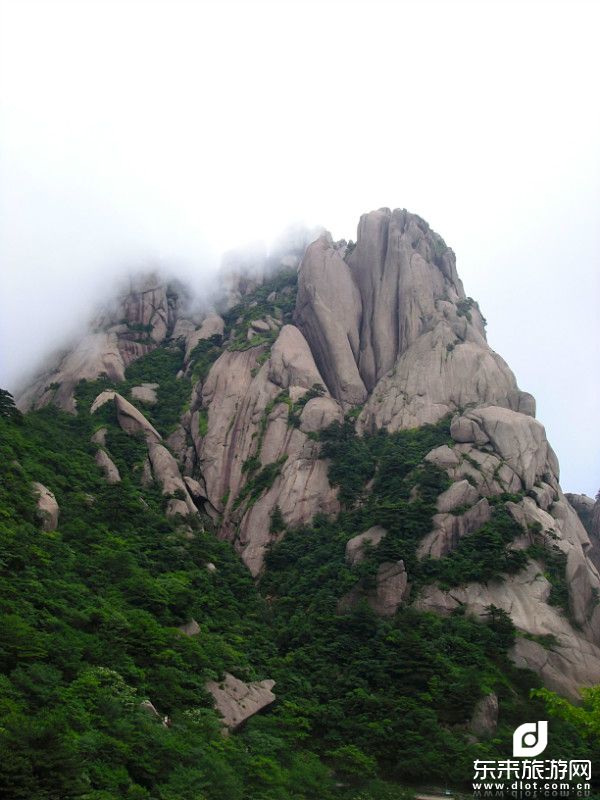 【悅色黃山】登黃山、千島湖、篁嶺油菜花、逛宏村、夜宿湖景房、徽州、雙飛 6 日游